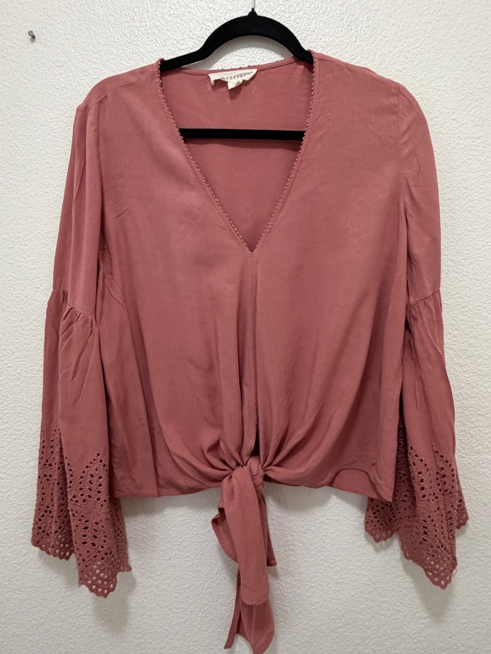 Lovestitch dusty pink pullover blouse with open lace bell sleeves, medium